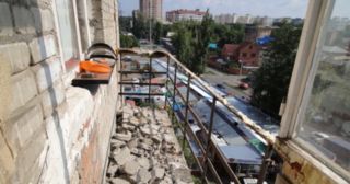 Демонтаж балкона Беслан, цена от 2917 руб.