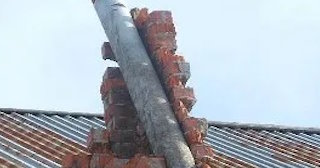 Демонтаж дымохода в частном доме по выгодной цене от 563 рублей | Сварной-Бсл